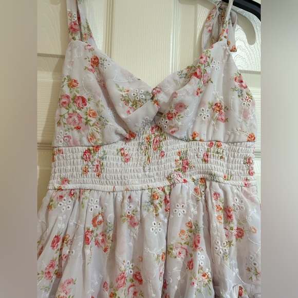 Floral Ruffle Dress - Picture 3 of 5